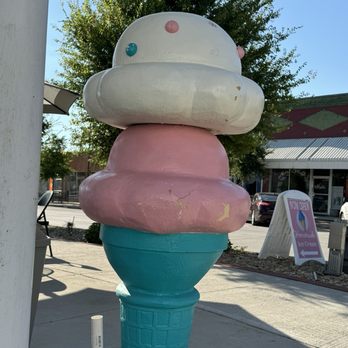 Cold Wave Creations - Ice Cream & Frozen Yogurt Near Me - Bridgeport, Texas Cold Wave Creations - Ice Cream & Frozen Yogurt Near Me - Bridgeport, Texas
