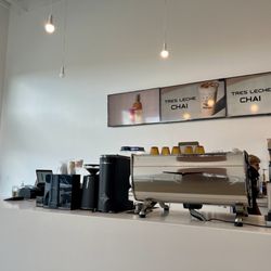 Pineapple Coffee Shop