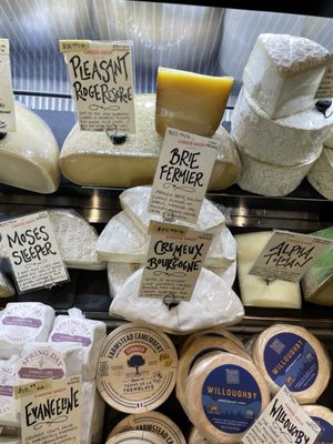 Sissle & Daughters Cheesemongers and Grocers (Cheese Shop of Portland) by null