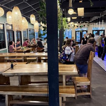 Napali Brewing - Brewpubs Near Me - Kapaʻa, Hawaii