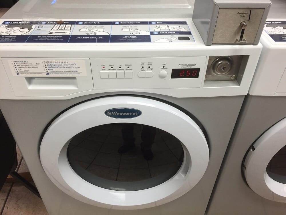 ECONOMY COIN LAUNDROMAT Updated September 2024 1121 E University Ave, Des Moines, Iowa