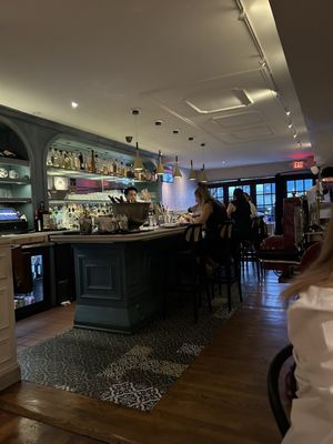 Sandro's by null