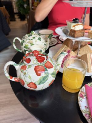 Brigit's Bakery & Afternoon Tea Bus Tours by null