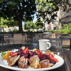 Simple Simon's Bakery & Bistro - Triple berry challa French toast