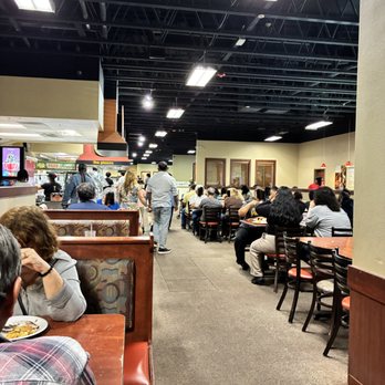Golden Corral Buffet & Grill - One of many dining areas - Buffets Near Me - Downey, California