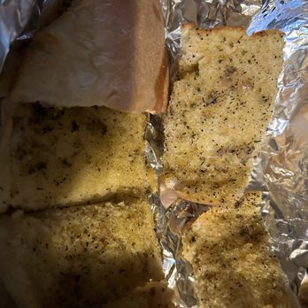 Marcelino's Italian Kitchen - Plenty o garlic bread ! - Italian Near Me - Sherman Oaks, California