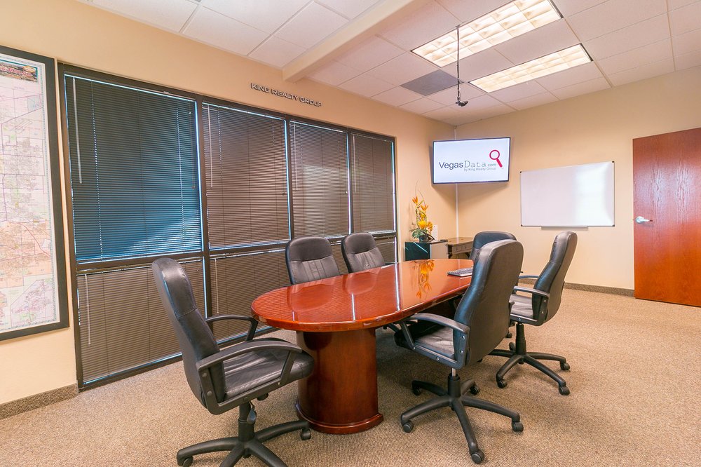 KING REALTY GROUP Updated October 2024 10 Photos 6955 N Durango