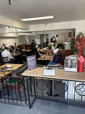 King of Noodles by null