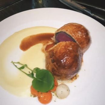 Gordon Ramsay Hell's Kitchen - Beef Wellington - Steakhouses Near Me - Stateline, Nevada Gordon Ramsay Hell's Kitchen - Beef Wellington - Steakhouses Near Me - Stateline, Nevada