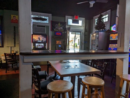 Marie's Bar and Kitchen by null
