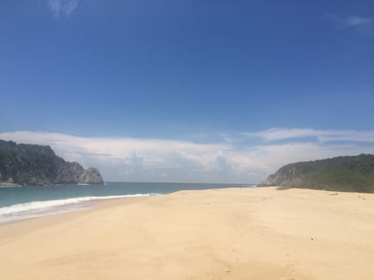 Bahia De Cacaluta by null