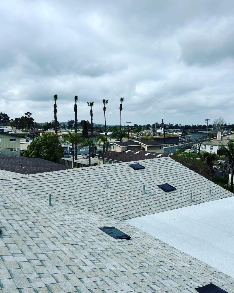 Slide of Arenas Contracting