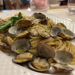 La Capannina - Linguine with the freshest clams