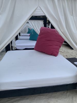 Martina Beach Club by null