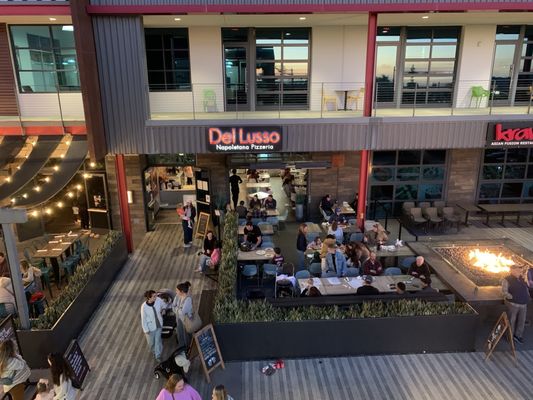Del Lusso Pizza by null