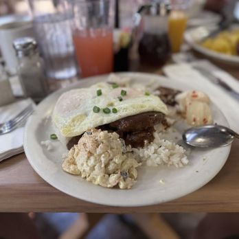 Cinnamon's Restaurant - Loco moco. - Pancakes Near Me - Kailua, Hawaii Cinnamon's Restaurant - Loco moco. - Pancakes Near Me - Kailua, Hawaii