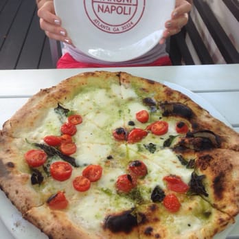 Varuni Napoli - Special -- pesto, cherry tomatoes, basil, and buffala mozz. - Pizza Near Me - Atlanta, Georgia