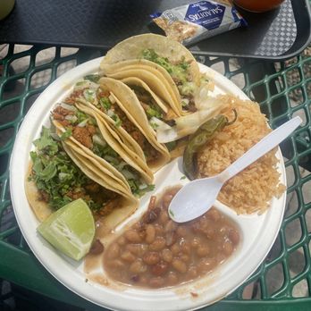 El Chavo Taqueria - #1 the taco plate - Food Trucks Near Me - Boise, Idaho