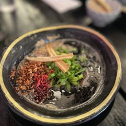 Menya Shono - black garlic