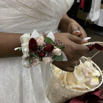 Flowers by Steen - Florists Near Me - Homer Glen, Illinois Flowers by Steen - Florists Near Me - Homer Glen, Illinois