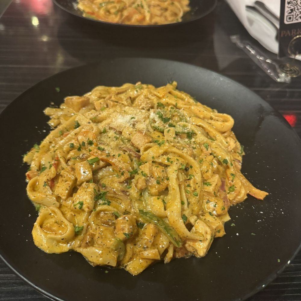 Parkerz - Parker'z Pasta - Mediterranean Near Me - Houston, Texas Parkerz - Parker'z Pasta - Mediterranean Near Me - Houston, Texas