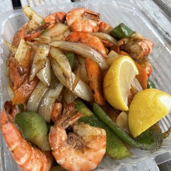H.C. Seafood - Sautéed shrimp and veggies - Seafood Near Me - Oxnard, California