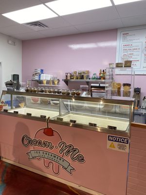 Cream Me Ice Creamery by null