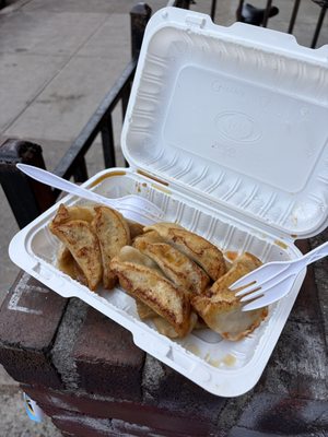 Jin Mei Dumpling by null