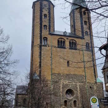 Goslarer Bimmelbahn - Marktkirche - Landmarks & Historical Buildings Near Me - Goslar, NI