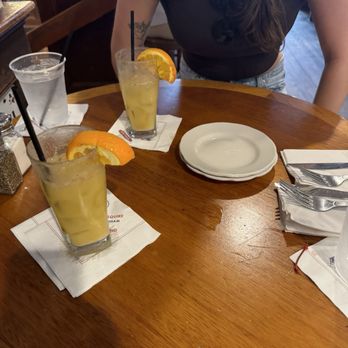 Chatham Squire Restaurant & Tavern - Pain killer - New American Near Me - Chatham, Massachusetts
