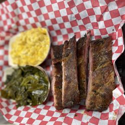 Uncle Tony's Backyard Bbq - Smoked Ribs Combo