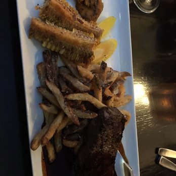Weinkeller - Sirloin with red wine jus - Wine Bars Near Me - Niagara Falls, Ontario Weinkeller - Sirloin with red wine jus - Wine Bars Near Me - Niagara Falls, Ontario