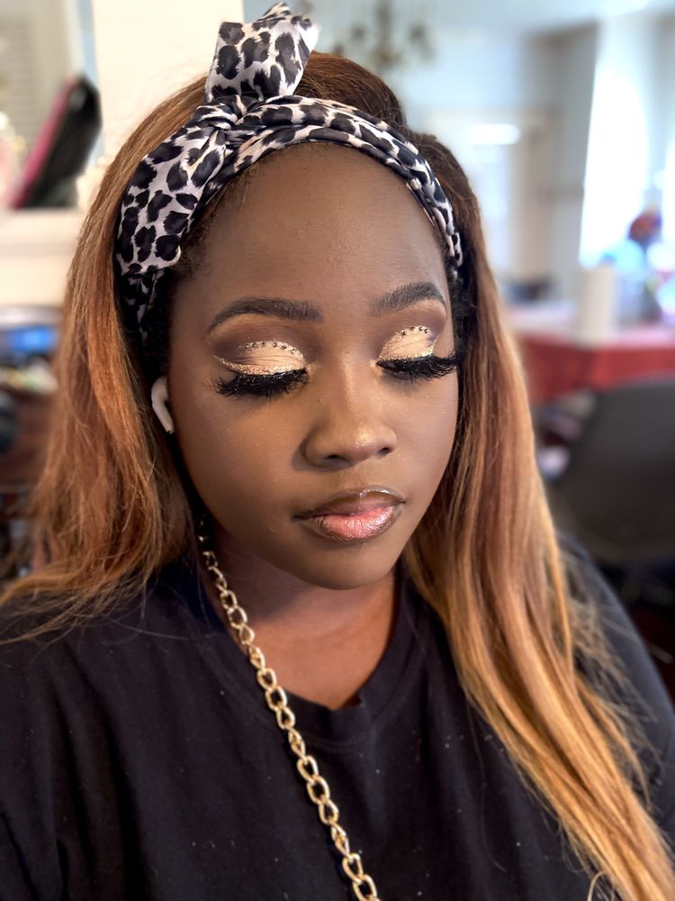 AV’ESSENCE BEAUTY 13 Photos Lafayette, Louisiana Makeup Artists