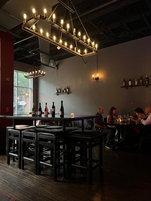 VINIA Wine & Kitchen by null