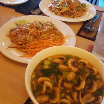 Sticky Rice - Tom yum, pad thai, and pad woo sen - Laotian Near Me - Champaign, Illinois Sticky Rice - Tom yum, pad thai, and pad woo sen - Laotian Near Me - Champaign, Illinois