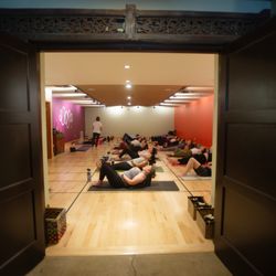 Breathe Yoga & Juice Bar
