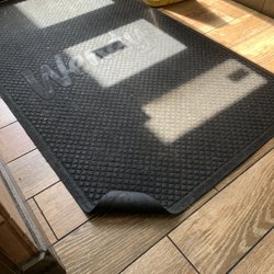 Wendy's - Mat's in Wendy's entry ways.