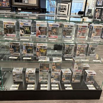 CBU Auctions - Autographed Funko Pops - Community Service/Non-Profit Near Me - Scottsdale, Arizona CBU Auctions - Autographed Funko Pops - Community Service/Non-Profit Near Me - Scottsdale, Arizona