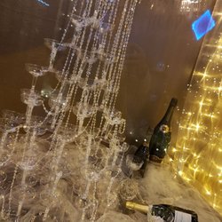 Brut Wine Bar & Bottle Shop