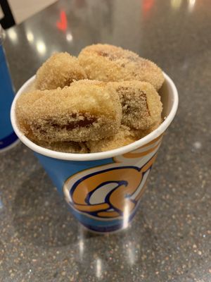 Auntie Anne's by null
