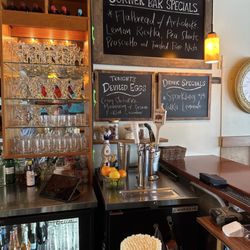 Corner Bar and Kitchen