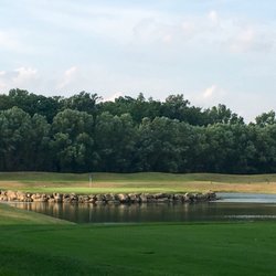 Cherry Hill Golf Club - Island green #6