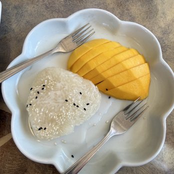 Kai D Restaurant - Mango and sticky rice - Sushi Bars Near Me - Stafford, Virginia Kai D Restaurant - Mango and sticky rice - Sushi Bars Near Me - Stafford, Virginia