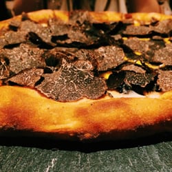 CIAK - In The Kitchen - Truffle pizza! look at the truffles!