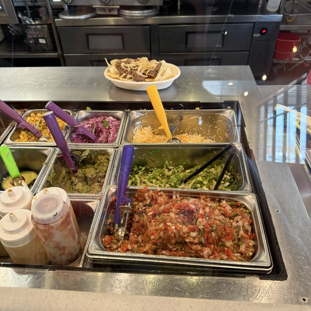Izzo's Illegal Burrito - Prairieville