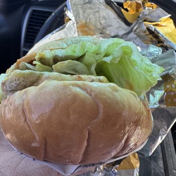 Carl's Jr - Charbroiled Santa Fe Chicken Sandwich - Fast Food Near Me - Selma, California Carl's Jr - Charbroiled Santa Fe Chicken Sandwich - Fast Food Near Me - Selma, California