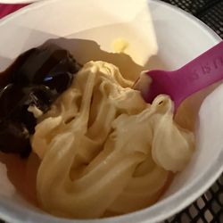 Menchie's - Cake batter ice cream