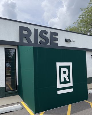 Rise Mundelein Lounge by null