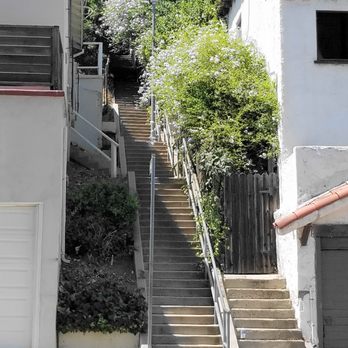 Music Box Steps - building on the right was in the movie.... building on the left was not there - Landmarks & Historical Buildings Near Me - Los Angeles, California