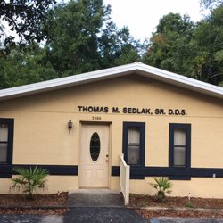 Thomas Sedlak, DDS, PA - 3288 E Thomas St
